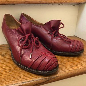 John Fluevog | MEZZO DELLA LACE-UP RUCHED TOE LEATHER HEEL